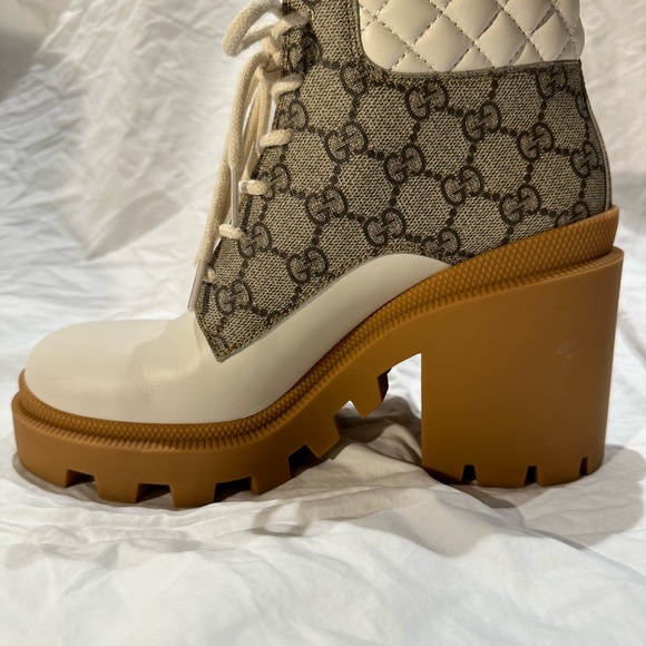 Gucci lace up boots size 38.5 - Picture 6 of 9